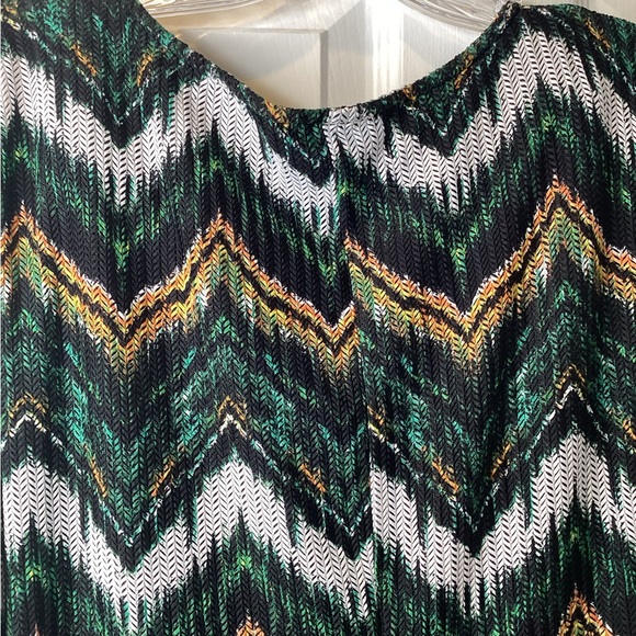 Est 1946 Women Green/ White Multicolor Shirt SZ 18/20 - Picture 5 of 6